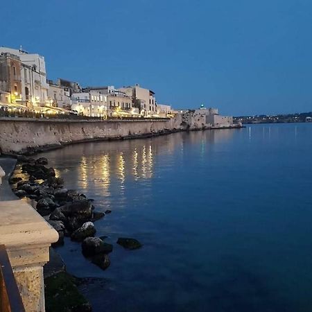 Апартаменты Ortigia Porta Del Mare Сиракузы Экстерьер фото